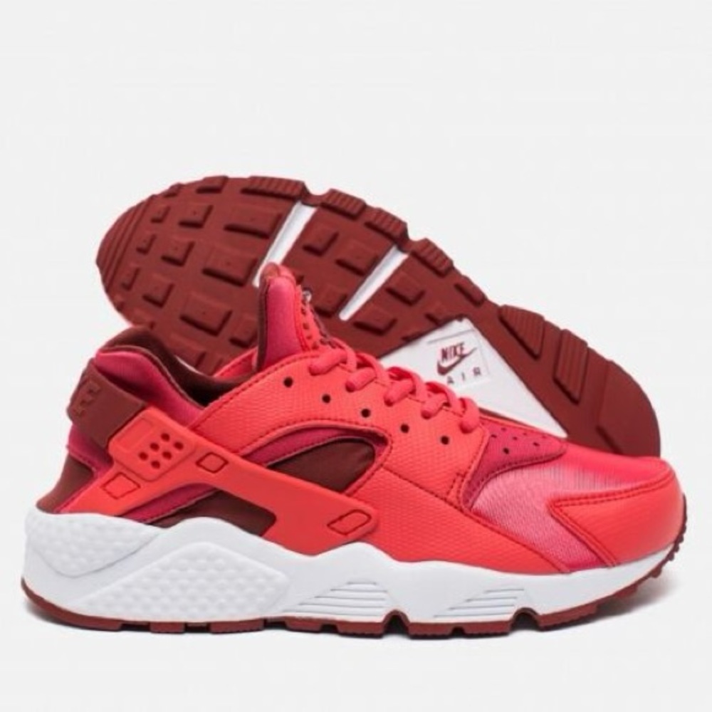 Nike AIR HUARACHE run SIZE 7